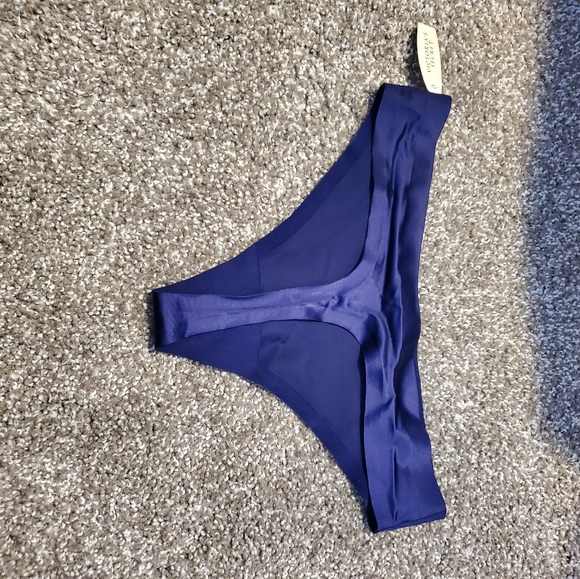6 $30     π BNWT laser cut thong - DARK VIOLET BLUE - Picture 2 of 7